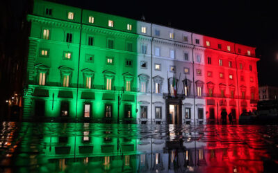 Manovra da 23 miliardi, ok del Cdm a Dpb. Taglio delle tasse da 8 miliardi, braccio di ferro sulle pensioni