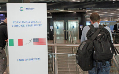 Gli Usa riaprono i confini. Limiti ai no vax in Austria