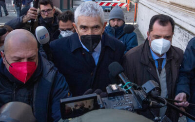 Quirinale: fumata nera al terzo scrutinio, più voti per Mattarella. Spunta Casini