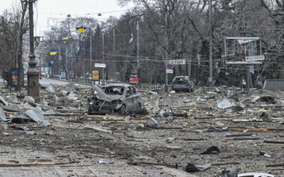 Ucraina: oggi secondo round di colloqui. Si continua a combattere, colpita la torre della tv di Kiev: almeno 5 morti
