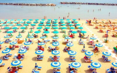 Bandiere Blu 2022, sono 210: ecco le spiagge con il mare più pulito