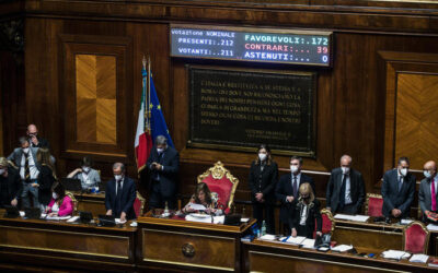 Mattarella respinge le dimissioni di Draghi: ‘vada alle Camere’