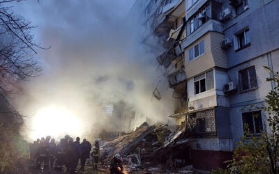 Biden promette a Zelensky la difesa aerea avanzata, oggi il G7