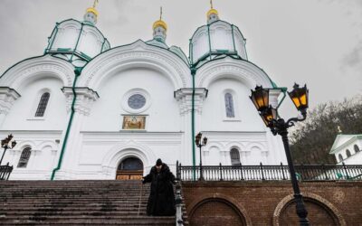 Allarme aereo in tutta l’Ucraina. Putin: ‘Pronti a negoziare’