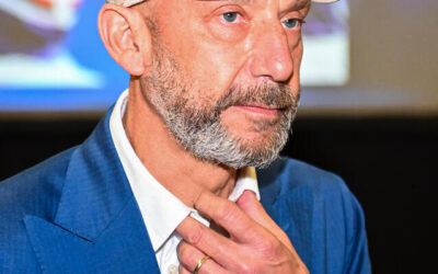 Vialli: “Delicata fase della malattia, sospendo gli impegni”