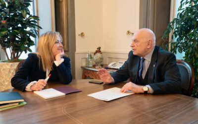 Cospito, Nordio in Parlamento. Nuovo scontro Fdi-Pd, bagarre in Aula. Meloni blinda i suoi