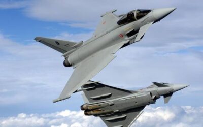 Un ombrello aereo tra le nuvole