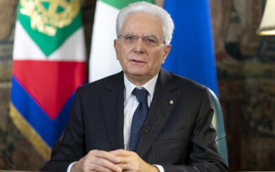 Un coro sulle note di Volare ha chiuso la cerimonia al Quirinale per i 75 anni dell’Afi, l’Associazione fonografici italiani.