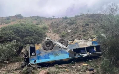Autobus si ribalta in Bolivia, almeno 31 morti e 15 feriti