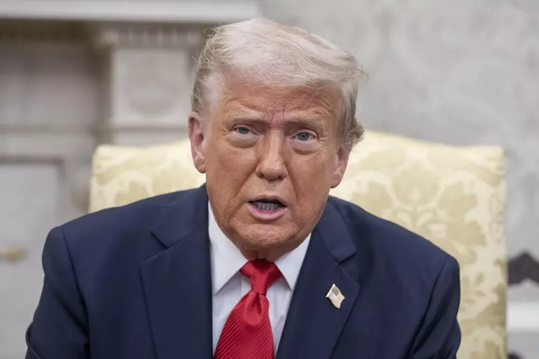 Nuova notte di missili tra Israele e Iran. Trump valuta l’attacco. Khamenei: la battaglia ha inizio