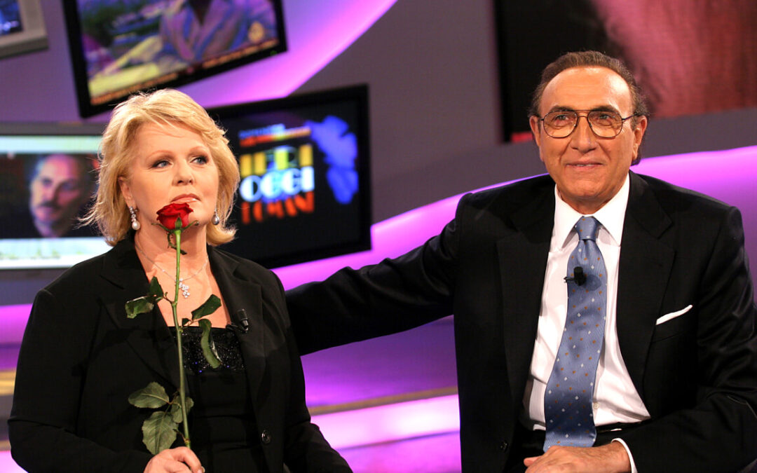 Pippo Baudo sul divano di Heather Parisi: ‘Vorrei rinascere farfalla’