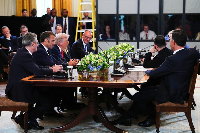 Zelensky: ‘A Washington un passo importante’. Lavrov: ‘Trump vuole arrivare alla pace’
