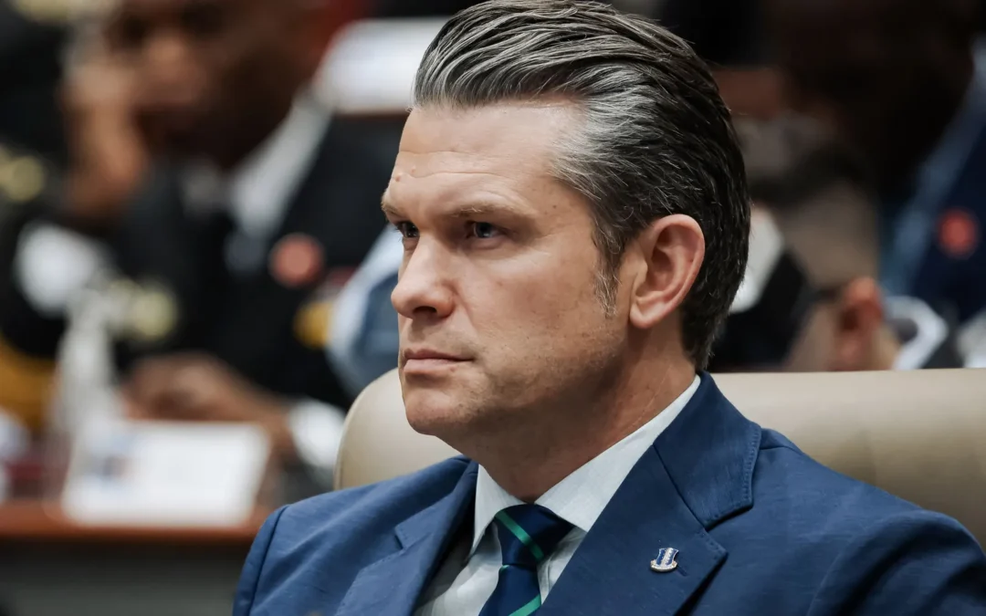 Hegseth formalmente accusato di crimini di guerra nei nuovi articoli di impeachment depositati