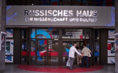 Un deposito di armi dei servizi segreti russi, nel bosco fuori Berlino