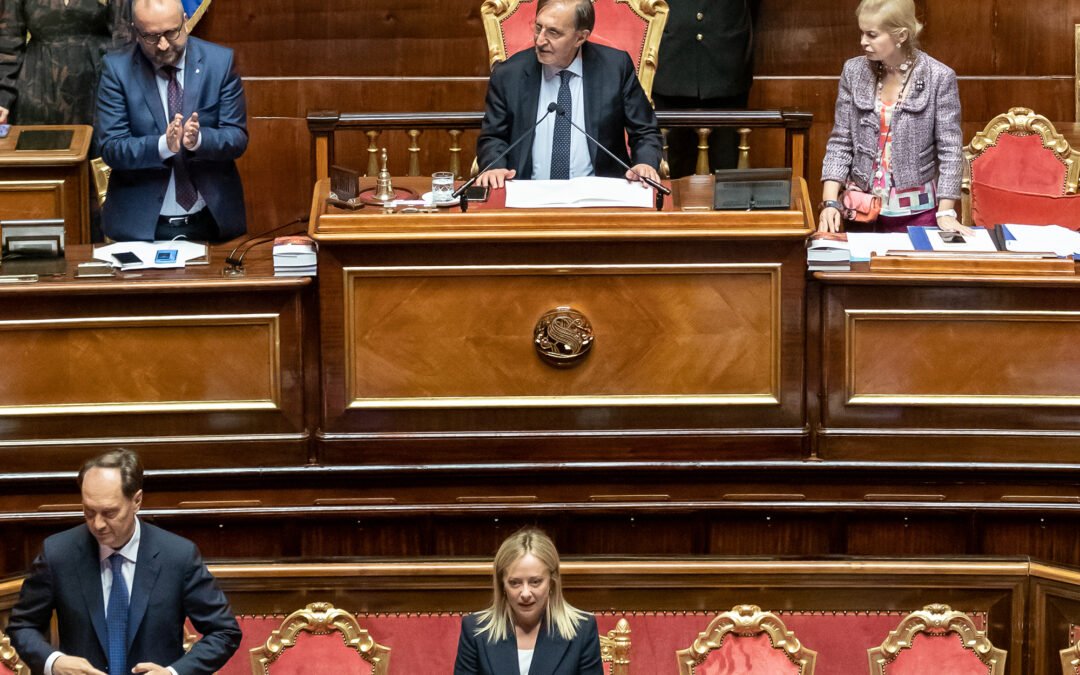 Con 113 voti favorevoli e 71 contrari l’Aula del Senato ha approvato la riforma della legge elettorale. Respinti gli emendamenti dell’opposizione relativi all’articolo 6 che contiene le modifiche relative alla circoscrizione Estero