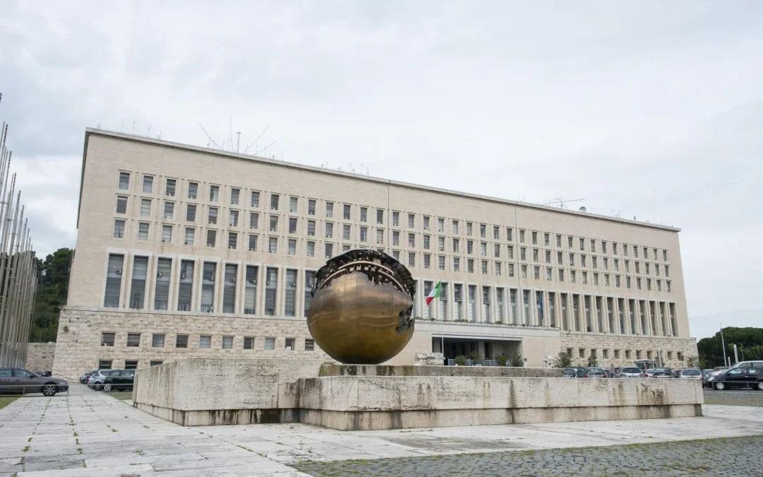 MAECI, LA MACCHINA SBUROCRATIZZATA DEL FUTURO: OGGI SI ANNUNCIA, DOMANI SI ORGANIZZA, NEL 2029 SI PARTE
